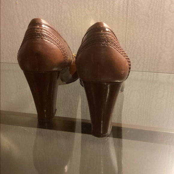 ENZO ANGIOLINI CHOCOLATE BROWN LEATHER HEELS SZ 8.5. - Picture 7 of 8